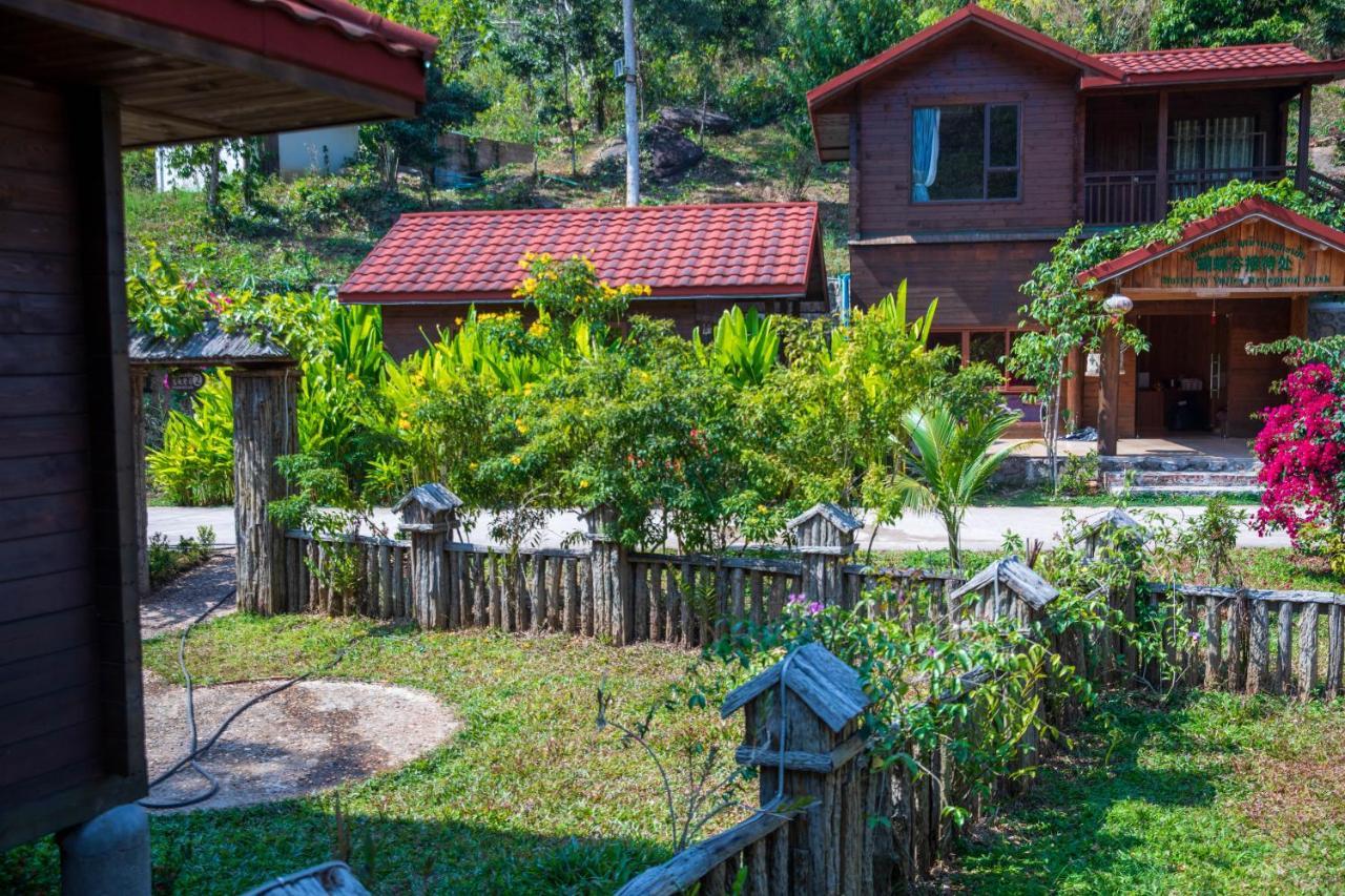 Dansavanh Namngum Resort Ban Keun Bagian luar foto