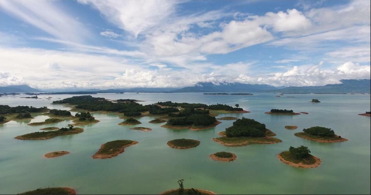 Dansavanh Namngum Resort Ban Keun Bagian luar foto